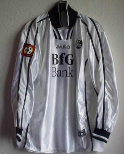 SC Freiburg 2000-01 third