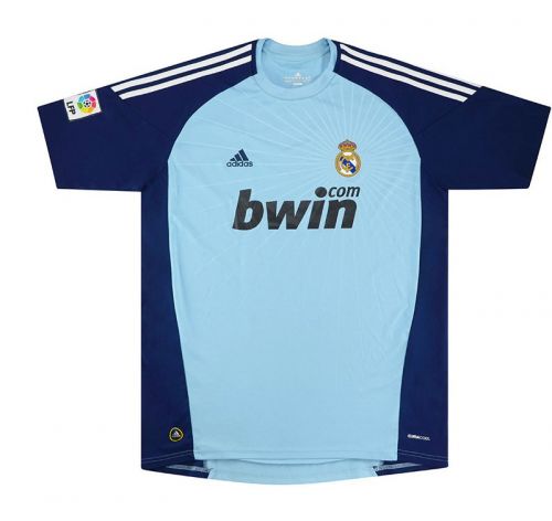 Real Madrid 2010-11 away