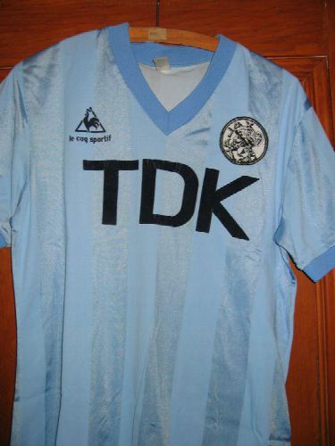 Ajax 1982-83 Away