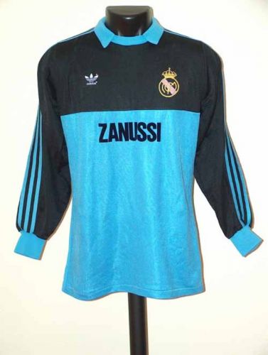 Real Madrid 1982-83 home