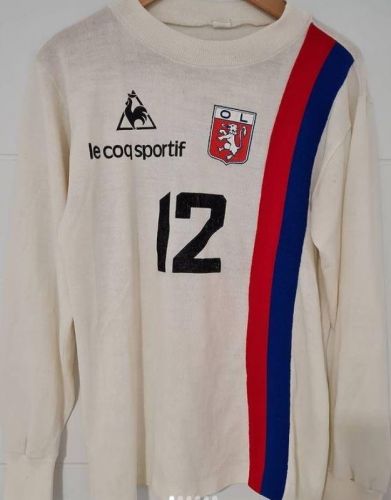 Olympique Lyon 1975-76 home