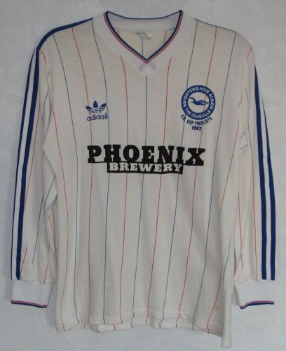 Brighton 1983-84 Away