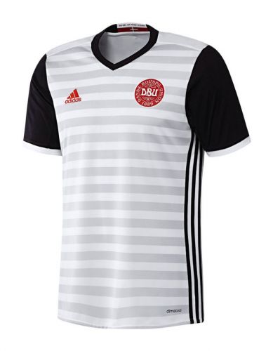 Denmark 2016 away