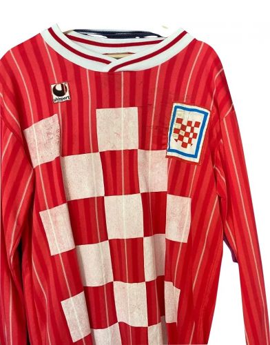 Croatia 1990 home