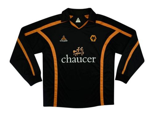 Wolverhampton 2005-06 Away