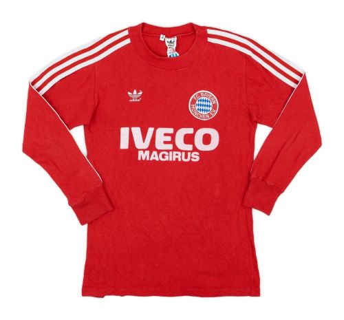 Bayern Munich 1982-83 Home