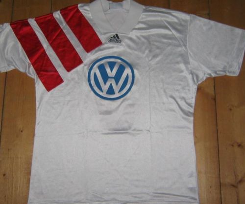 VfL Wolfsburg 1992-93 away