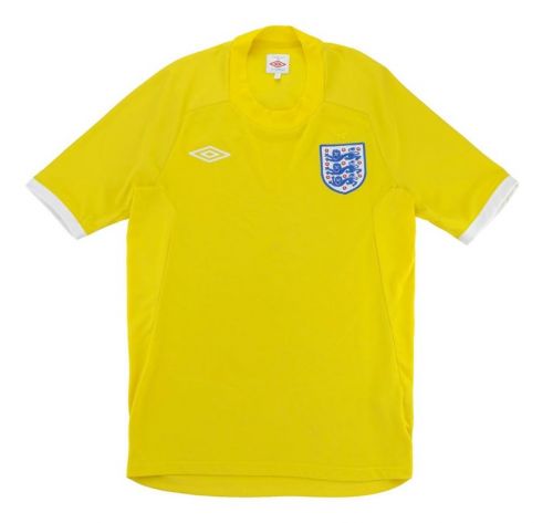 England 2010 Away
