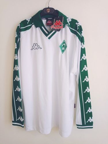 Werder Bremen 2001-02 away