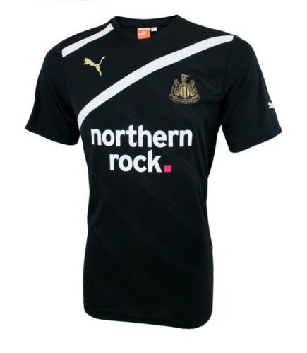 Newcastle United 2011-12 third