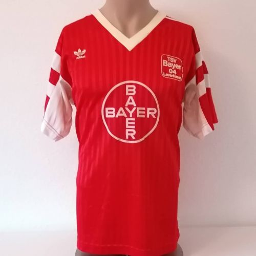 Bayer Leverkusen 1990-91 away