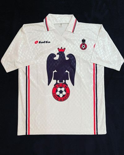 OGC Nice 1999-00 away