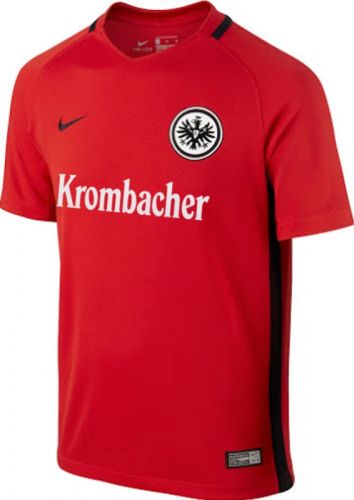 Eintracht Frankfurt 2016-17 away