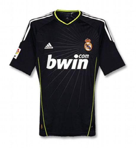 Real Madrid 2010-11 away