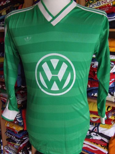 VfL Wolfsburg 1986-87 home