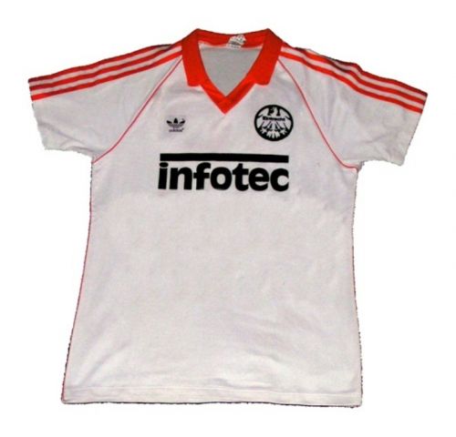 Eintracht Frankfurt 1981-82 away