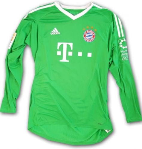 Bayern Munich 2017-18 Away