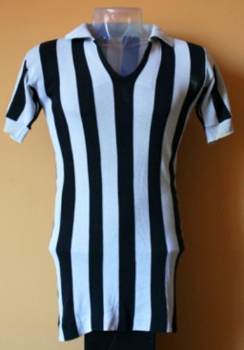 Juventus 1975-76 Home