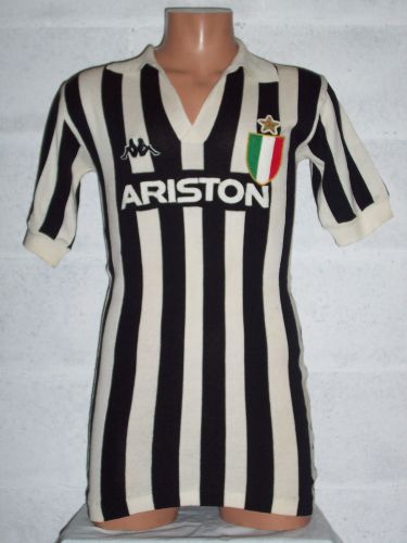 Juventus 1981-82 Home