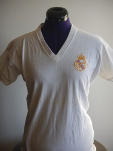 Real Madrid 1975-76 home