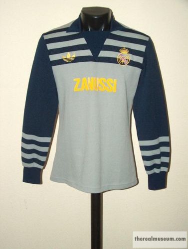 Real Madrid 1983-84 home