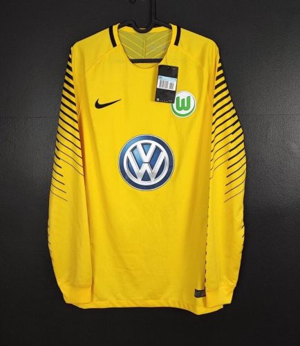 VfL Wolfsburg 2017-18 gk