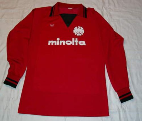 Eintracht Frankfurt 1980-81 away