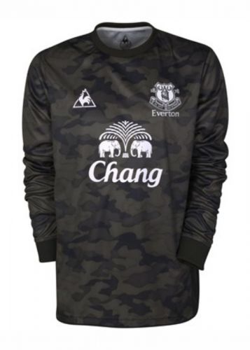 Everton 2011-12 away